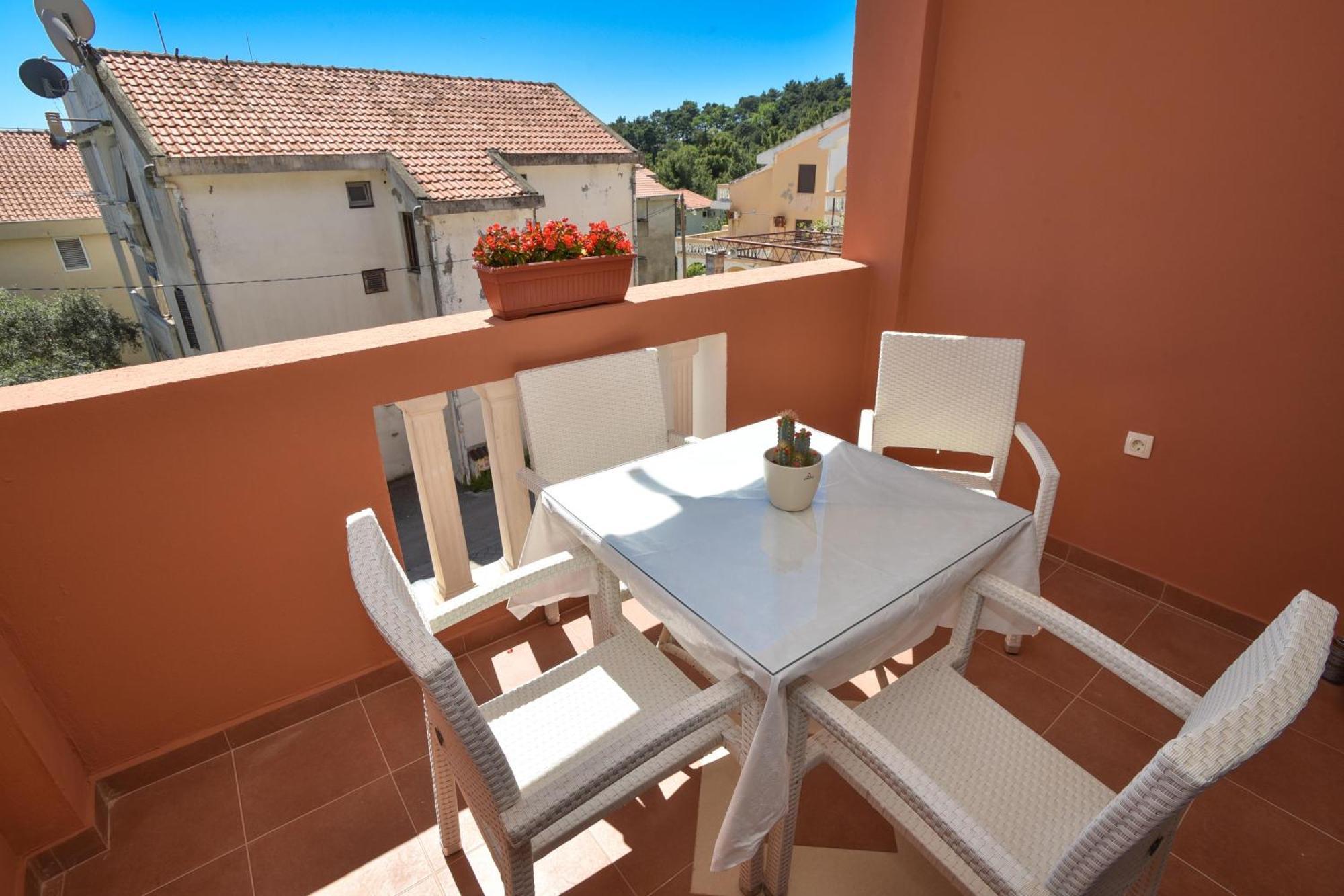 Vila Apartments Lidija Petrovac Eksteriør billede